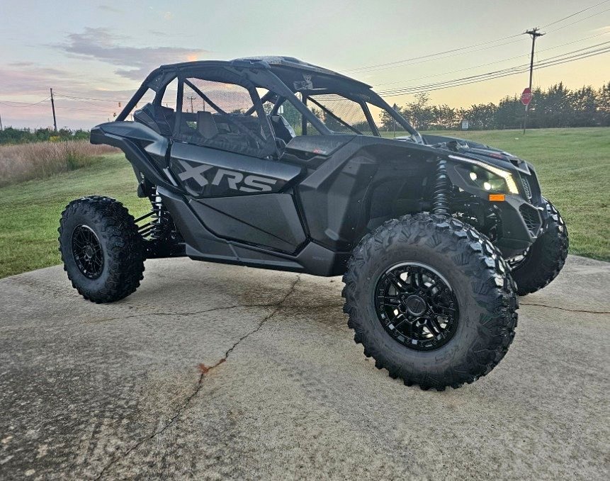 2027 Can-Am Maverick X3 X rs Turbo RR